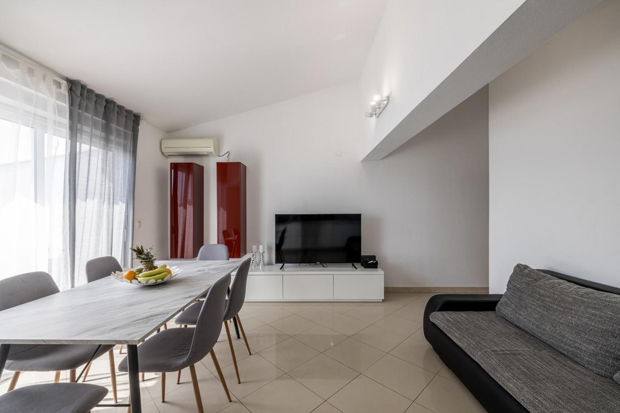 Mediterano Apartments Подстрана Екстер'єр фото