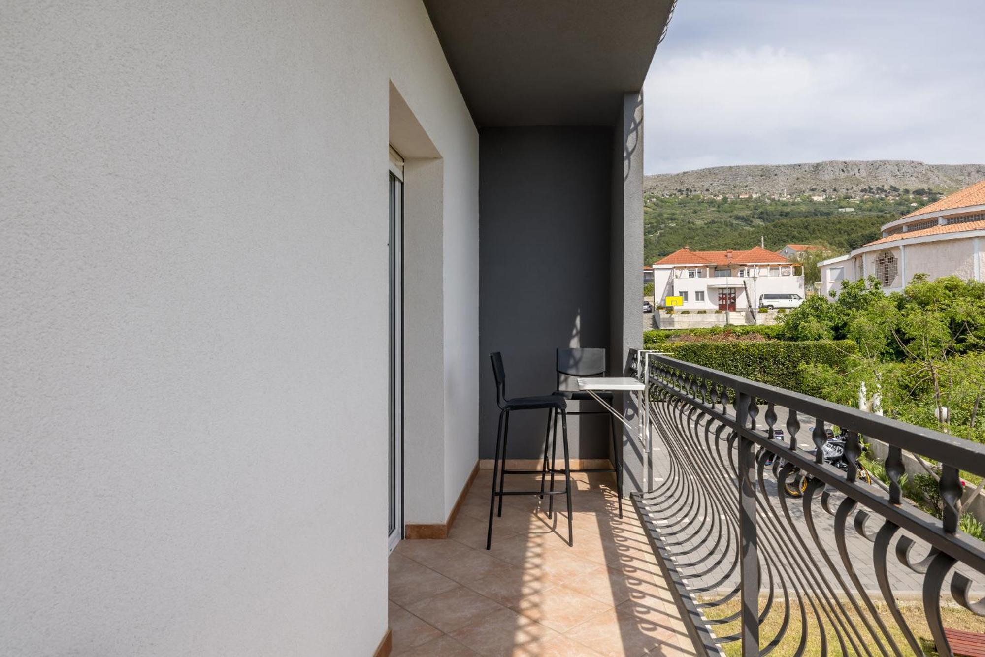 Mediterano Apartments Подстрана Екстер'єр фото